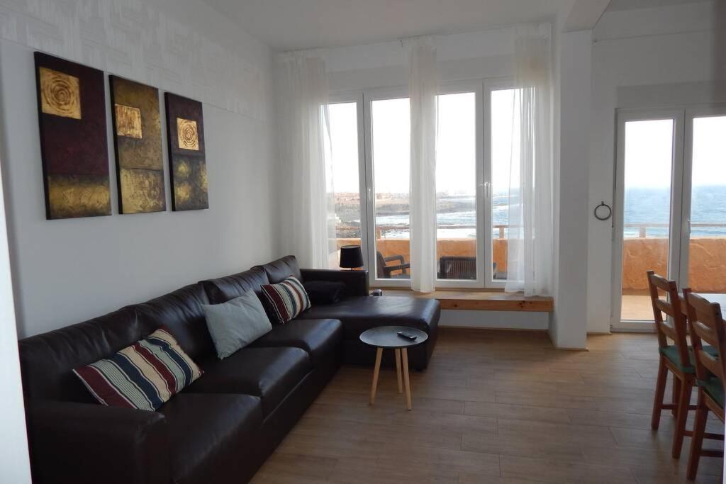 Big, Large Cozy Apartment With Sea View Ask For Additional Bedroom As An Extra Option Telde Exteriér fotografie